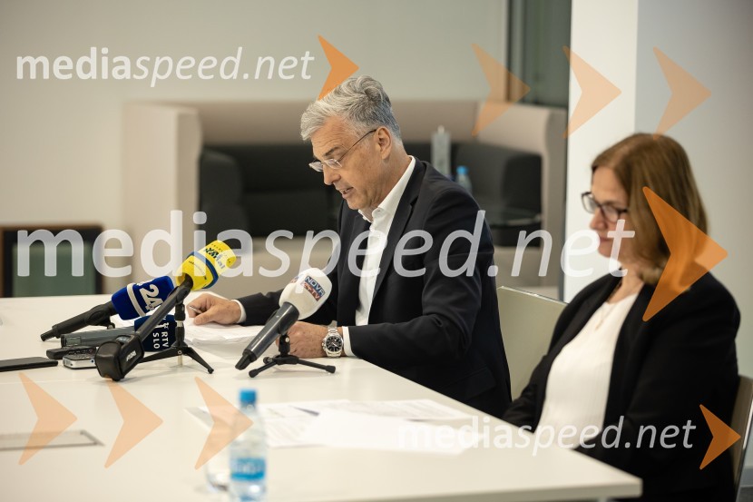 mag. Črtomir Remec, direktor Stanovanjskega sklada RS;  ... Novinarska konferenca, Stanovanjski sklad Republike Slovenije