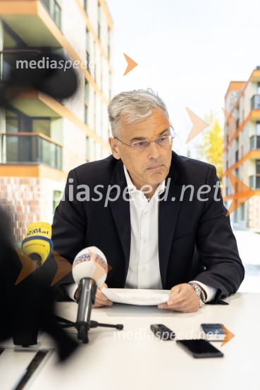 mag. Črtomir Remec, direktor Stanovanjskega sklada RSNovinarska konferenca, Stanovanjski sklad Republike Slovenije