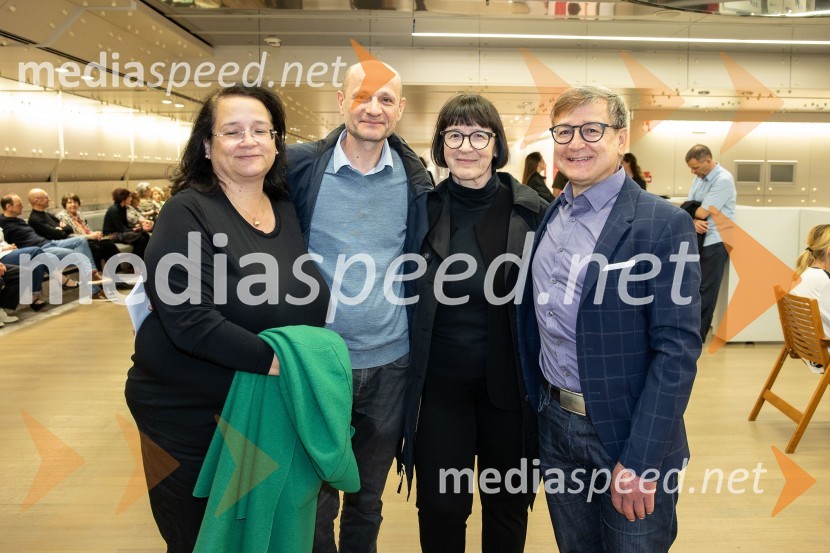  ... ;  ... ;  Marinka Štern, igralka;  Matjaž  Farič, režiserJan Martens / GRIP v sodelovanju z Dance On Ensemble: vsak poskus se bo končal z zdrobljenimi telesi in zlomljenimi kostmi, plesna predstava, Cankarjev dom