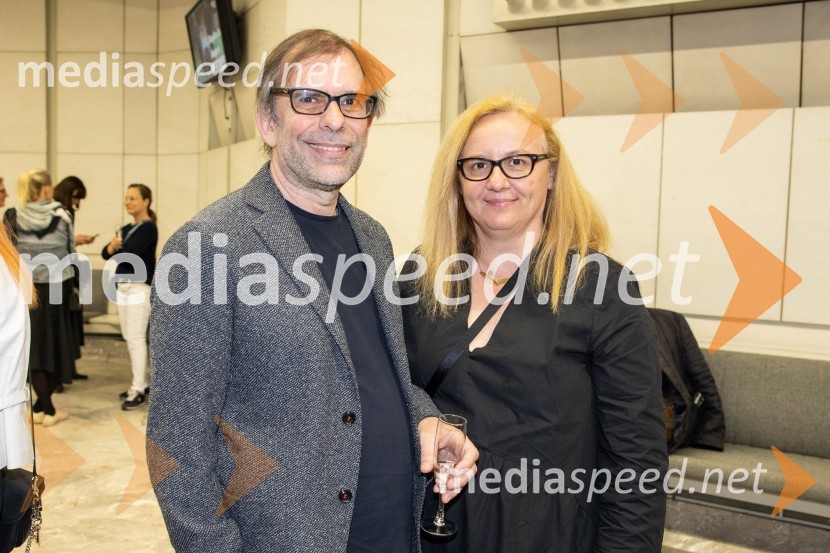 Jan Martens / GRIP v sodelovanju z Dance On Ensemble: vsak poskus se bo končal z zdrobljenimi telesi in zlomljenimi kostmi, plesna predstava, Cankarjev dom