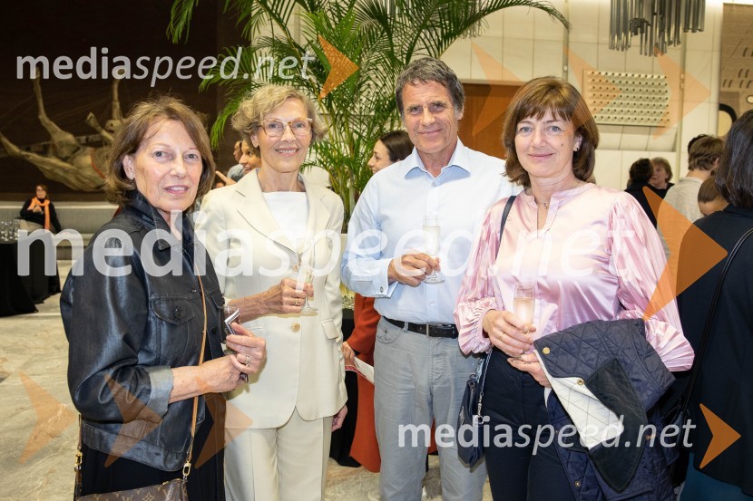 Jan Martens / GRIP v sodelovanju z Dance On Ensemble: vsak poskus se bo končal z zdrobljenimi telesi in zlomljenimi kostmi, plesna predstava, Cankarjev dom