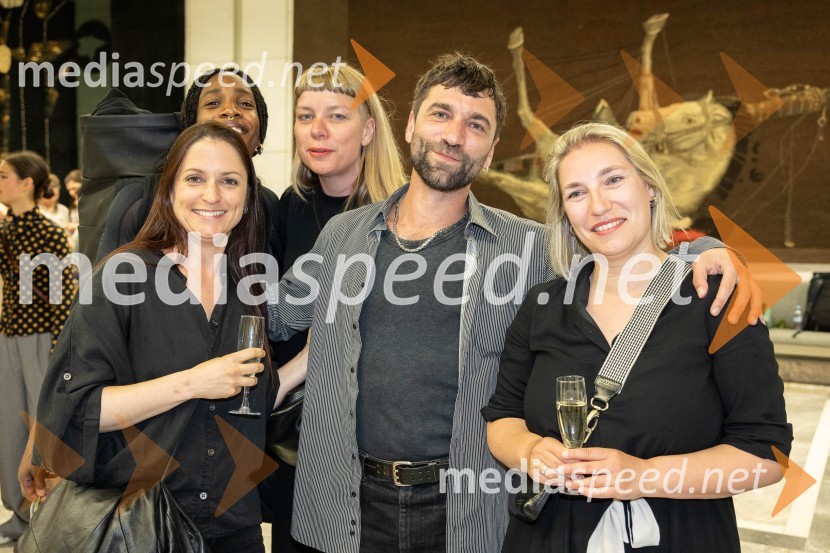  ... ;  ... ;  ... ;  Steven Michel, plesalec;  ... Jan Martens / GRIP v sodelovanju z Dance On Ensemble: vsak poskus se bo končal z zdrobljenimi telesi in zlomljenimi kostmi, plesna predstava, Cankarjev dom