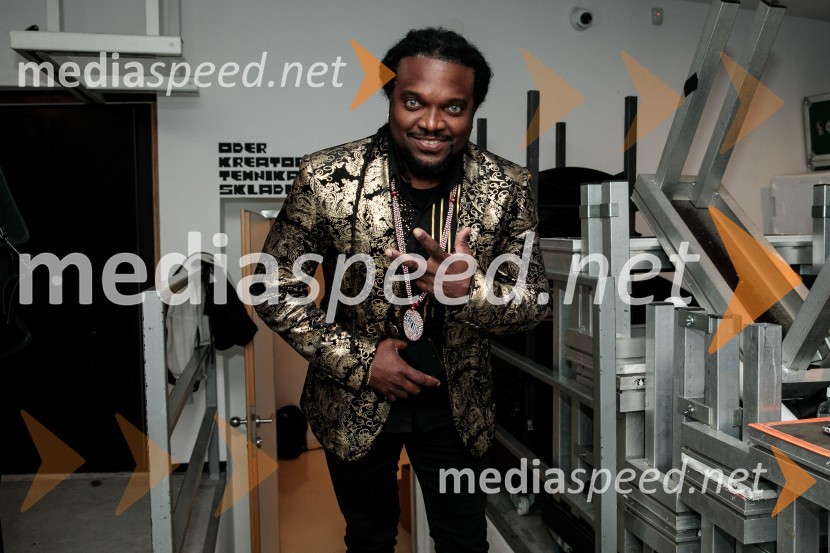   Lazaro Amed  Hierrezuelo Zumeta - Lazzaro, pevecTradicionalni koncert MGL&AGRFT v Kinu Šiška