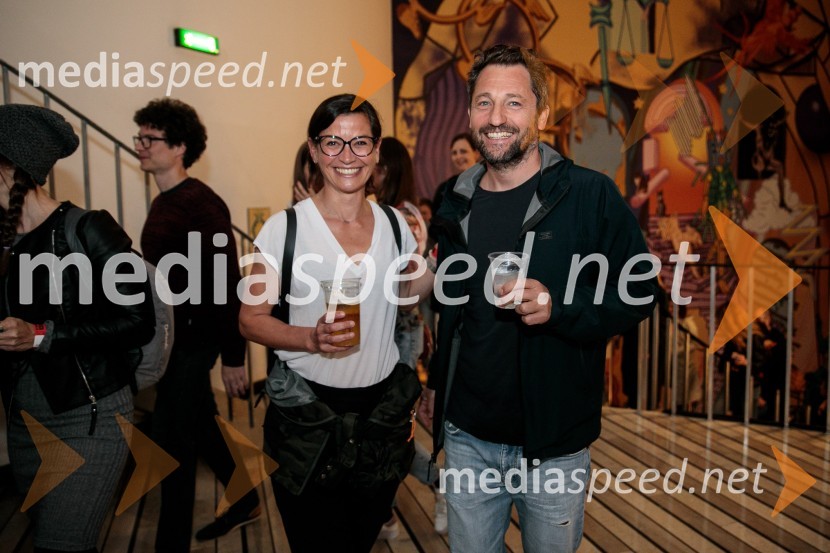  Simona  Belle, služba za stike z javnostmi MGL;  Luka Klemenc, Pro PlusTradicionalni koncert MGL&AGRFT v Kinu Šiška