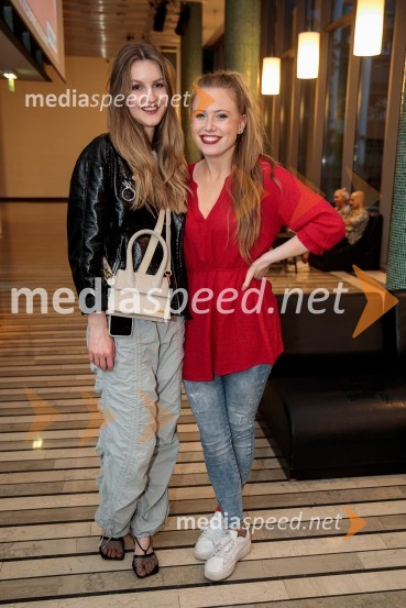  Lucija Harum, igralka, pevka;  Zala Smolnikar, pevka- ZALITradicionalni koncert MGL&AGRFT v Kinu Šiška