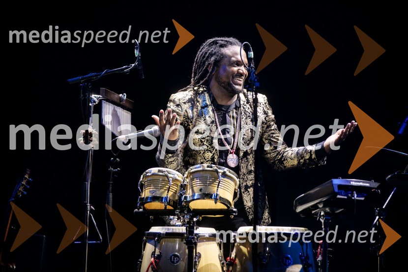   Lazaro Amed  Hierrezuelo Zumeta - Lazzaro, pevecTradicionalni koncert MGL&AGRFT v Kinu Šiška