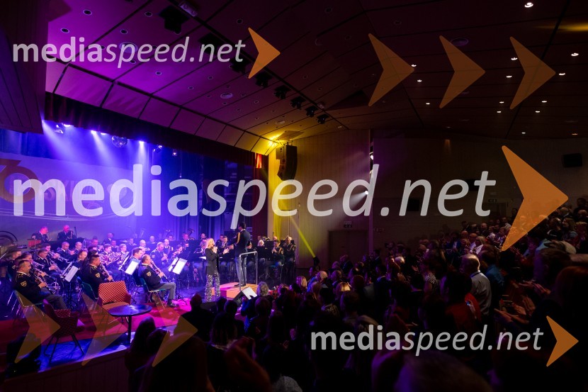  Nuša Derenda, pevkaSlavnostna akademija ob 70 – letnici Radia Štajerski val