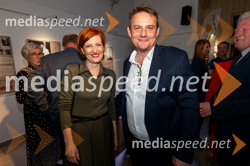 dr. Asta Vrečko, ministrica za kulturo;  ... Slavnostna akademija ob 70 – letnici Radia Štajerski val