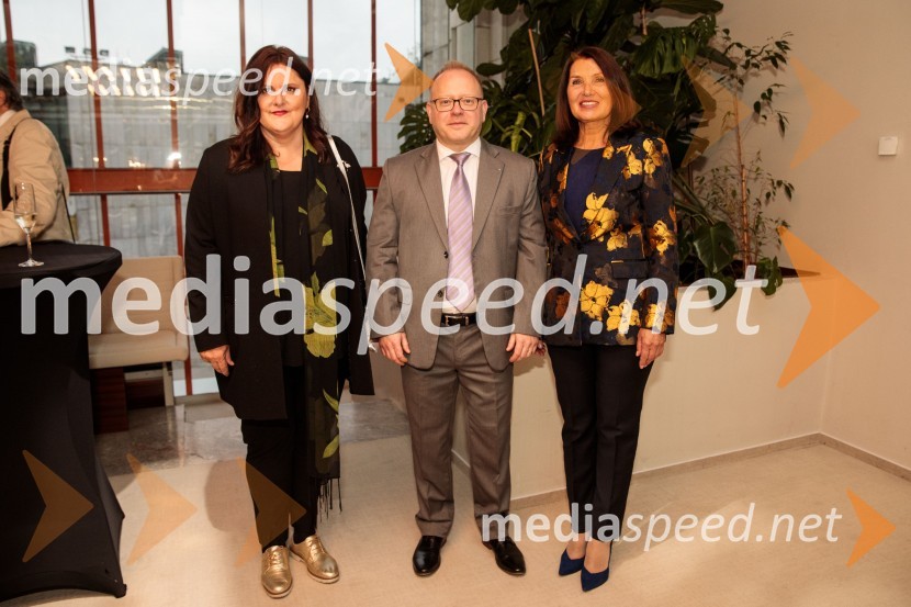  Uršula Cetinski, generalna direktorica, Cankarjev dom; mag. Aleš Drenik, vodja programa resne glasbe, opere in balet, Cankarjev dom; mag. Breda Pečovnik, direktorica kongresno komercialne dejavnosti Cankarjev domKraljevi škotski nacionalni orkester, koncert v Cankarjevem domu