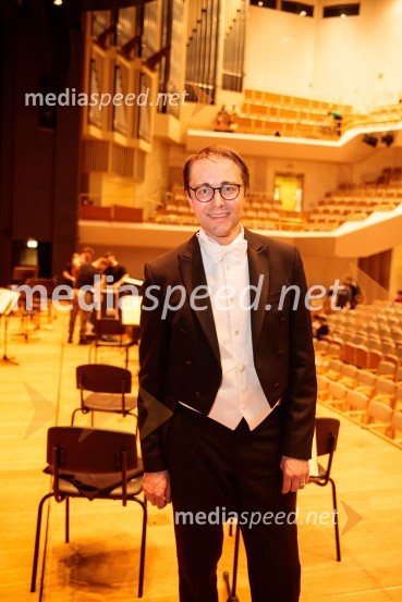  Christian Schmitt, organistKraljevi škotski nacionalni orkester, koncert v Cankarjevem domu