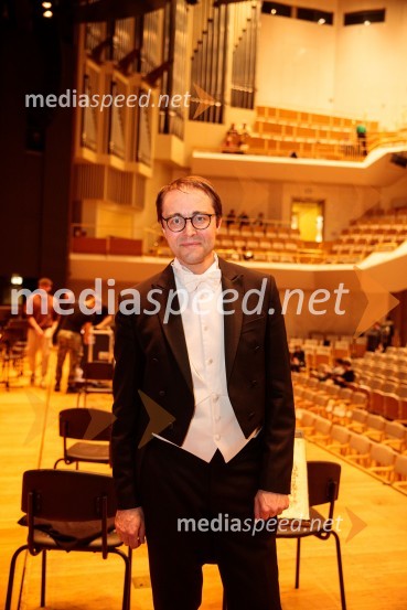  Christian Schmitt, organistKraljevi škotski nacionalni orkester, koncert v Cankarjevem domu