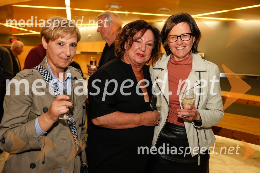  ... ;  Maja Jerman Bratec, upokojena direktorica SNG Nova Gorica;  ... KAOS, premiera črne komedije, SNG Nova Gorica