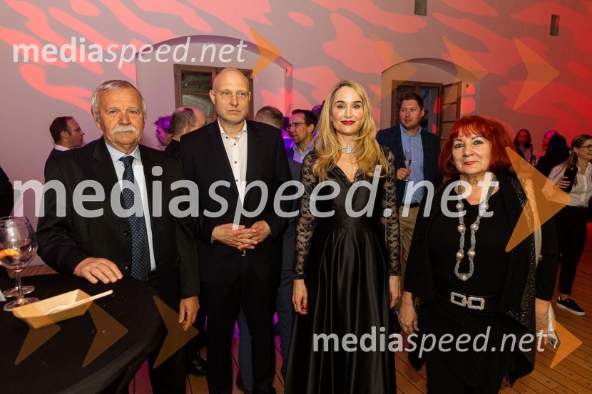  Marjan Šiftar, Ustanova Dr. Šiftarjeva fundacija;  Mitja Čander, direktor, Beletrina;  Maja Čander, kreativna direktorica in prokuristka, Kreativna baza;  Vlasta Nussdorfer, nekdanja varuhinja človekovih pravic, nekdanja svetovalka predsednika RSBeletrinino spomladansko druženje