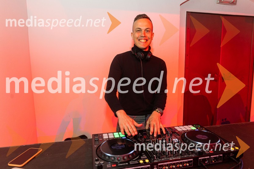  Kevin Mekicar, DJ, Kev-oBeletrinino spomladansko druženje