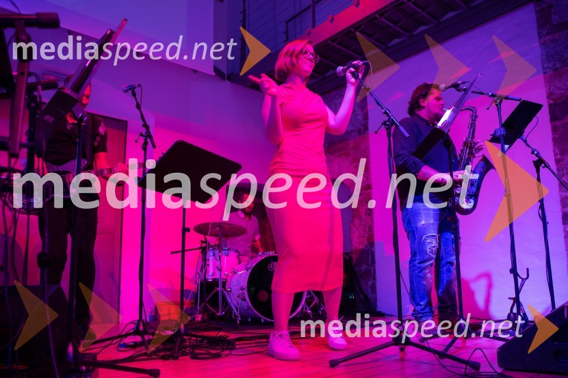 Skupina SelectoBeletrinino spomladansko druženje