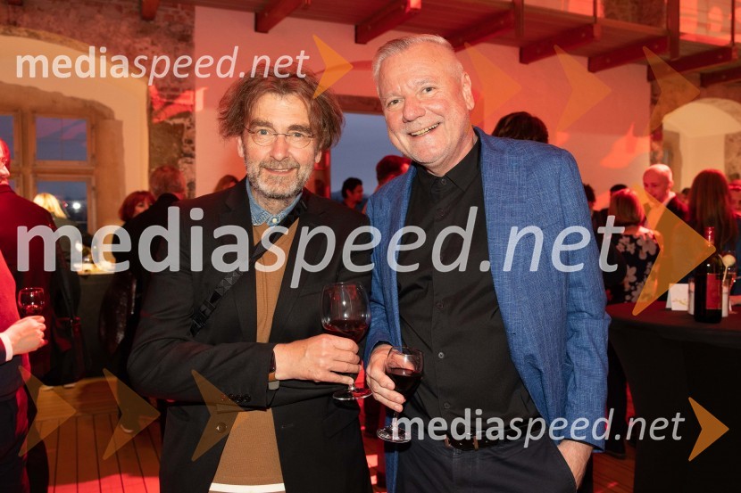  Marko Crnkovič, kolumnist, urednik portala Fokus Pokus;  Staš Ravter, direktor SNG Opera in balet LjubljanaBeletrinino spomladansko druženje