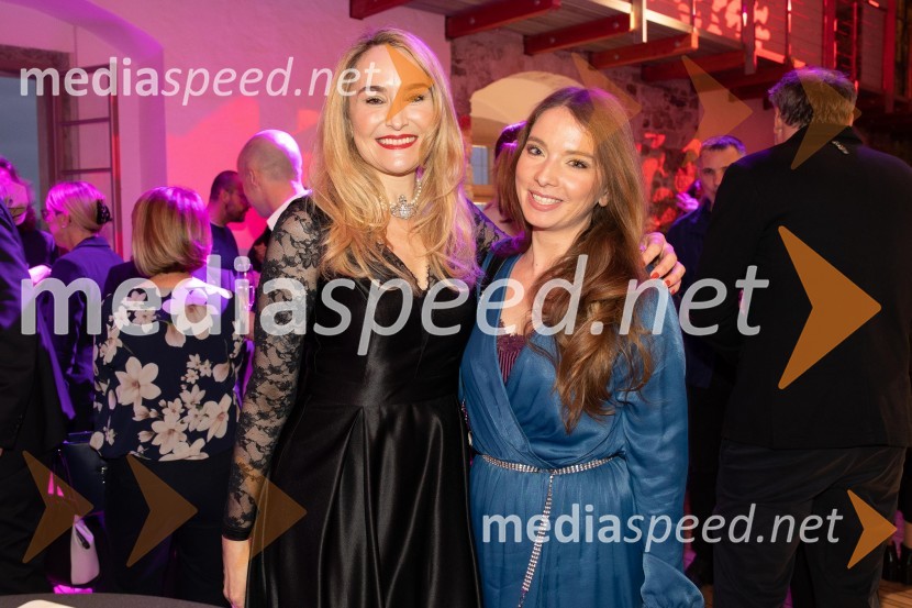  Maja Čander, kreativna direktorica in prokuristka, Kreativna baza;  Valentina Plaskan, voditeljica in avtoricaBeletrinino spomladansko druženje