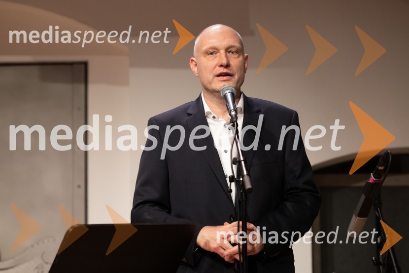  Mitja Čander, direktor, BeletrinaBeletrinino spomladansko druženje