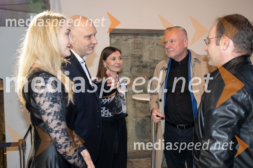  Maja Čander, kreativna direktorica in prokuristka, Kreativna baza;  Mitja Čander, direktor, Beletrina;   Alma  Čaušević Klemenčič, izvršna direktorica in prokuristka Beletrine;  Staš Ravter, direktor SNG Opera in balet Ljubljana;  Klemen Valter, poslovni vodja programa, SNG Opera in Balet LjubljanaBeletrinino spomladansko druženje