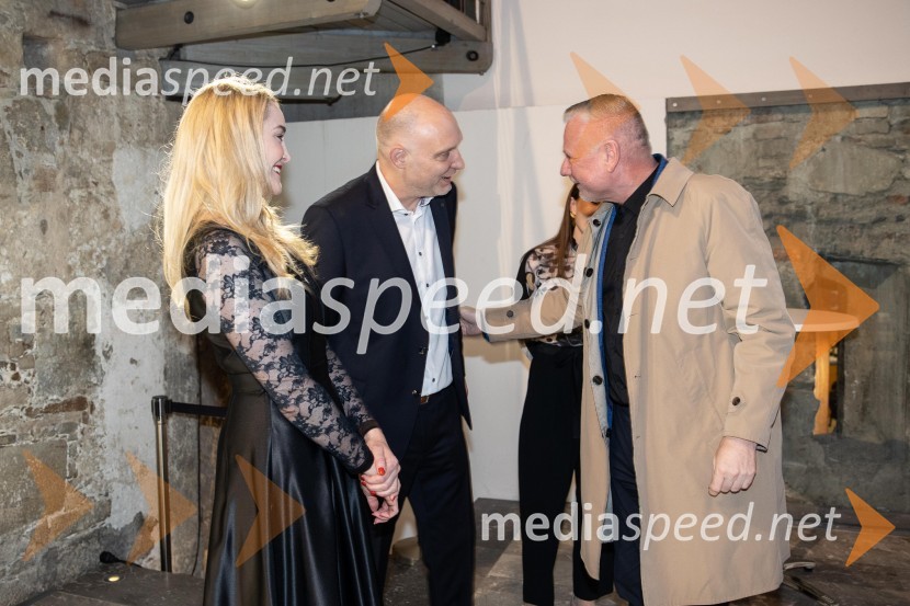  Maja Čander, kreativna direktorica in prokuristka, Kreativna baza;  Mitja Čander, direktor, Beletrina;  Staš Ravter, direktor SNG Opera in balet LjubljanaBeletrinino spomladansko druženje