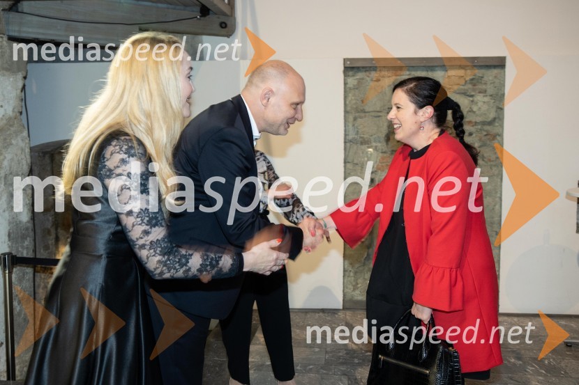  Maja Čander, kreativna direktorica in prokuristka, Kreativna baza;  Mitja Čander, direktor, Beletrina;  Nina Petek, avtorica Beletrinino spomladansko druženje