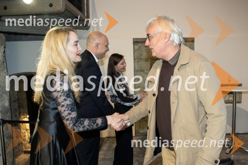  Maja Čander, kreativna direktorica in prokuristka, Kreativna baza;  Marko Košan, kustos in prevajalecBeletrinino spomladansko druženje