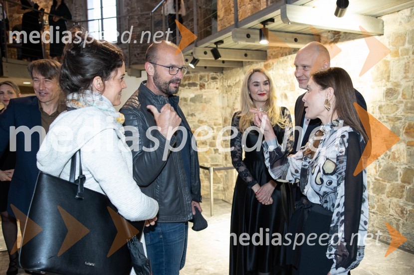  ... ;  Matjaž Juhart, Zveza društev gluhih in naglušnih Slovenije;  Maja Čander, kreativna direktorica in prokuristka, Kreativna baza;  Mitja Čander, direktor, Beletrina;   Alma  Čaušević Klemenčič, izvršna direktorica in prokuristka BeletrineBeletrinino spomladansko druženje