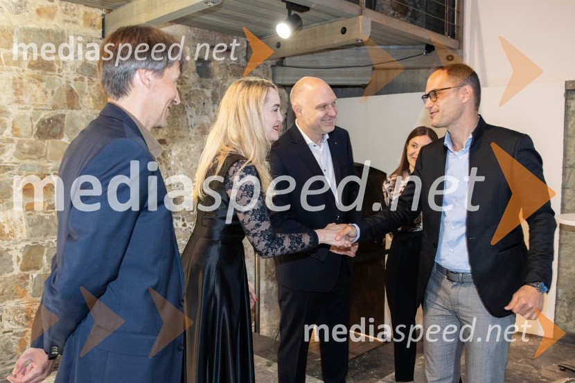  Aleš Šteger, programski vodja, Beletrina;  Maja Čander, kreativna direktorica in prokuristka, Kreativna baza;  Mitja Čander, direktor, Beletrina;  Anže Logar, poslanecBeletrinino spomladansko druženje