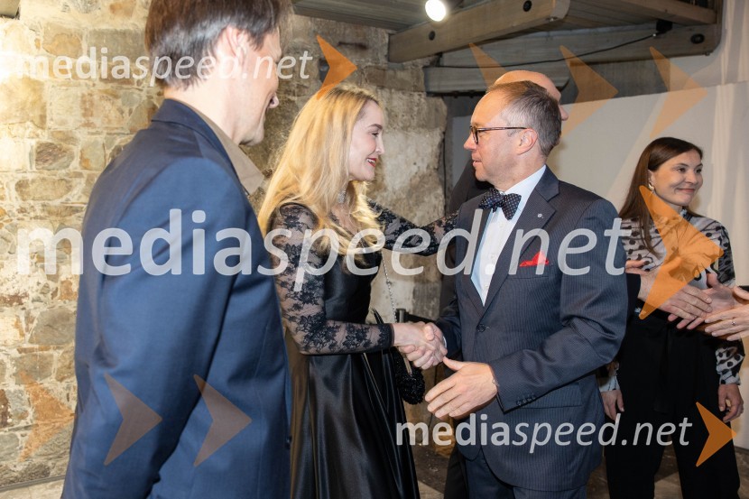  Aleš Šteger, programski vodja, Beletrina;  Maja Čander, kreativna direktorica in prokuristka, Kreativna baza;  Blaž Košorok, ELESBeletrinino spomladansko druženje