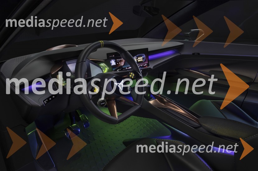 CUPRA na avtomobilskem salonu v Barceloni razkrila ime svojega mestnega električnega avtomobila: CUPRA Raval