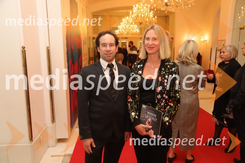  Simon Krečič, umetniški direktor Opere SNG Maribor;  Mateja Kožuh, producentka Opere in Baleta SNG Maribor, akordeonistkaManon Lescaut s Sabino Cvilak, premiera Opere in Baleta SNG Maribor