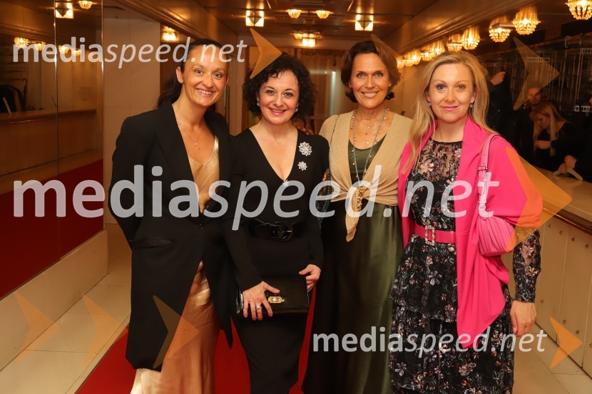  ... ;  Lara Jankovič, igralka;  ... ;  ... Manon Lescaut s Sabino Cvilak, premiera Opere in Baleta SNG Maribor