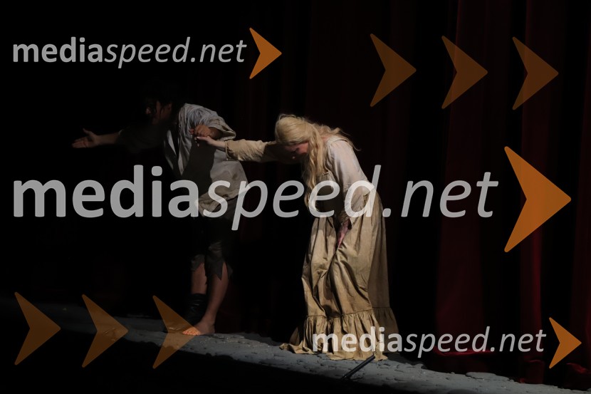  Max Jota, pevec;  Sabina  Cvilak, operna pevkaManon Lescaut s Sabino Cvilak, premiera Opere in Baleta SNG Maribor