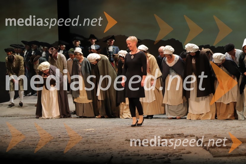  Zsuzsa Budavari Novak, zborovodkinjaManon Lescaut s Sabino Cvilak, premiera Opere in Baleta SNG Maribor