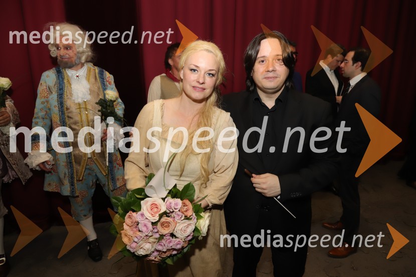  Sabina  Cvilak, operna pevka;  Gabriel Bebeselea, dirigentManon Lescaut s Sabino Cvilak, premiera Opere in Baleta SNG Maribor