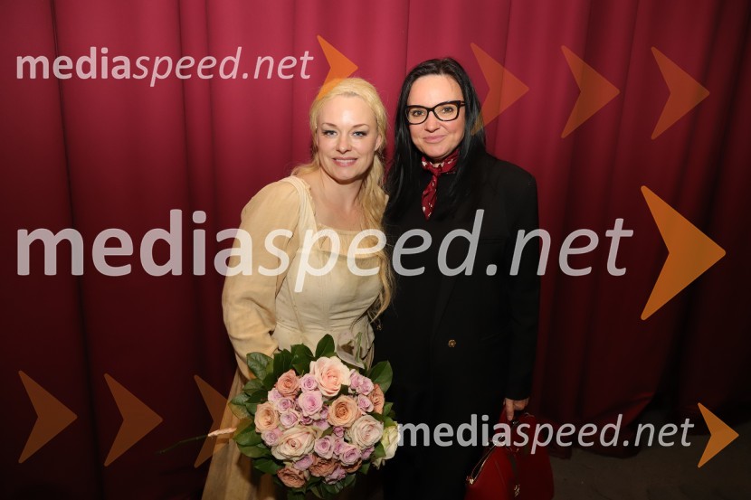  Sabina  Cvilak, operna pevka;  Alenka Gotar, operna pevkaManon Lescaut s Sabino Cvilak, premiera Opere in Baleta SNG Maribor