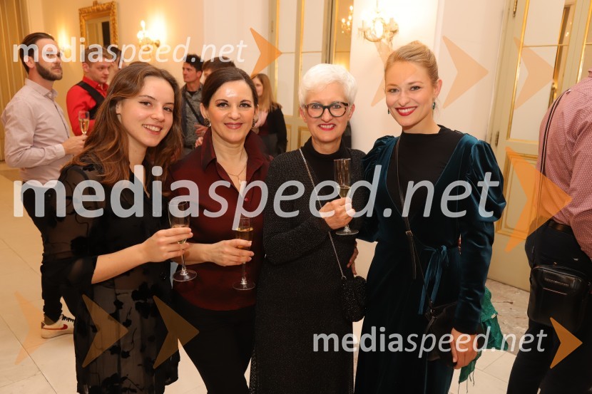  ... ;  Irena Ferk, operna pevka;  ... ;  Nika Gorič, sopranistkaManon Lescaut s Sabino Cvilak, premiera Opere in Baleta SNG Maribor