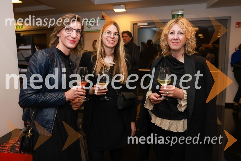  Rahela Majcenovič;  Daša Ličen;  Sandra Martinčič LobodaNi tako slabo kot zgleda, premiera