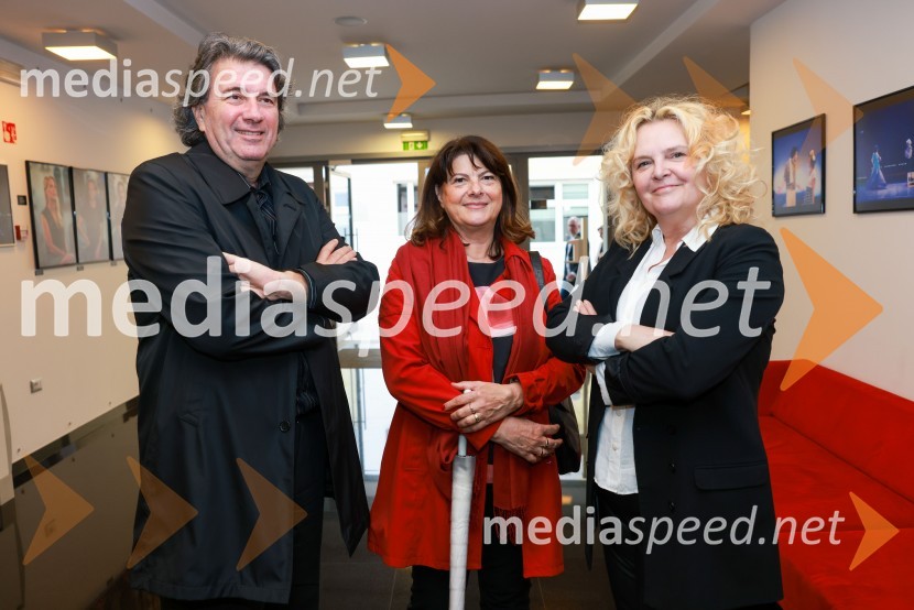  ... ;  ... ;  Katja Pegan,  direktorica in režiserka, Gledališče Koper Teatro CapodistriaNi tako slabo kot zgleda, premiera