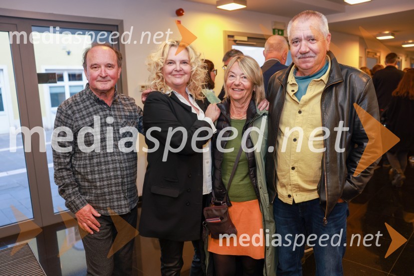  ... ;  Katja Pegan,  direktorica in režiserka, Gledališče Koper Teatro Capodistria;  ... ;  ... Ni tako slabo kot zgleda, premiera