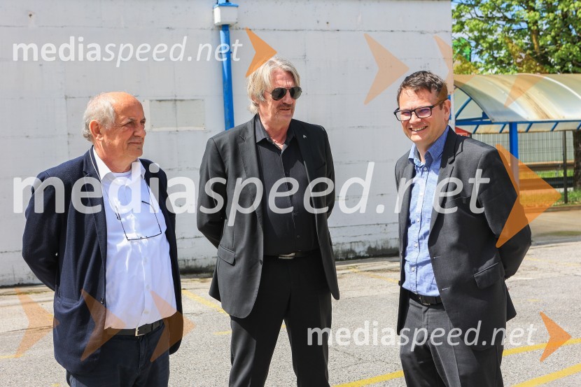  ... ;  Bo Erik Stig Karlsson, direktor, Arriva;  ... V Kranju prevzeli prve štiri avtobuse na električni pogon