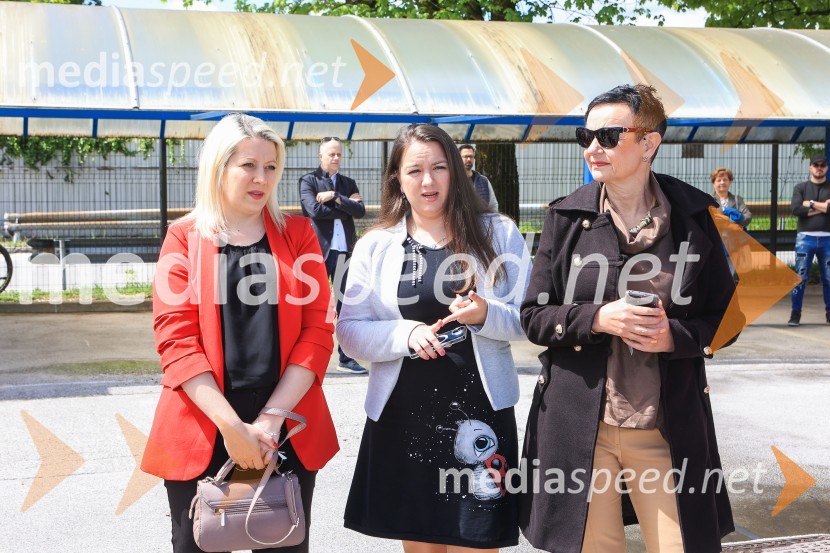  Sandra Gazinkovski, Poslanka Državnega zbora Republike Slovenije;  Manja Zorko, podžupanja, Mestna občina Kranj;  ... V Kranju prevzeli prve štiri avtobuse na električni pogon