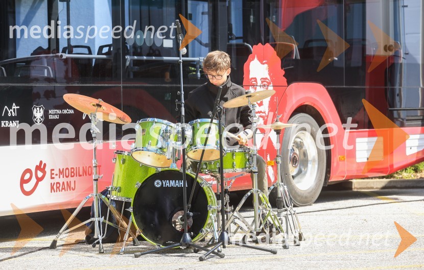 V Kranju prevzeli prve štiri avtobuse na električni pogon