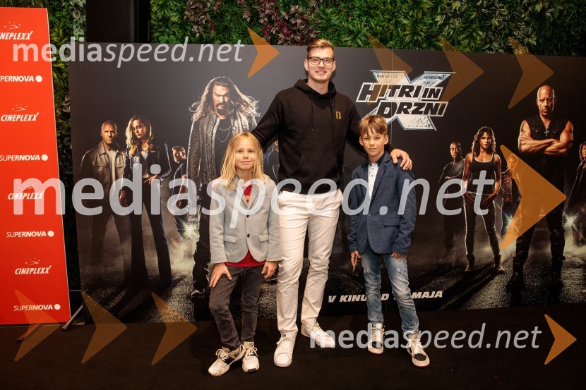  ... ;   Blaž Kričej Režek, Sanjski moški 2022;  ... Ekskluzivna premiera filma Hitri in drzni X, Cineplexx