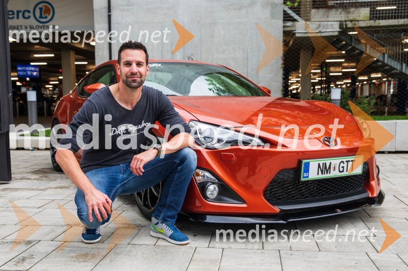  Dejan Herc, 32driftsquadronEkskluzivna premiera filma Hitri in drzni X, Cineplexx