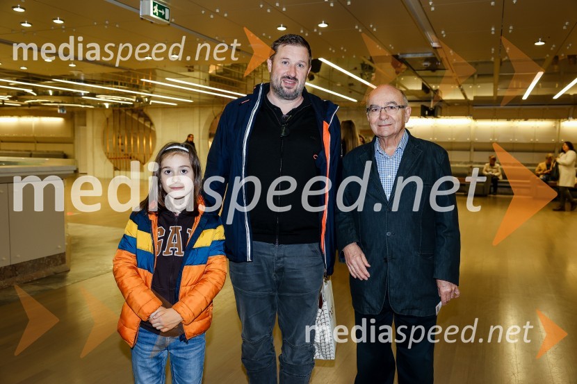  ... ;  Tomo Peršuh, direktor, Slovenski mladinski orkester;  Mitja Rotovnik, nekdanji direktor Cankarjevega domaKresna noč, premiera družinskega muzikala v Cankarjevem domu