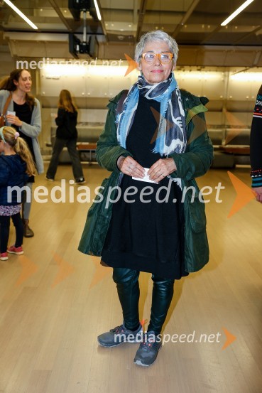  Alja Predan, dramaturginja SLG Celje, nekdanja umetniška direktorica Festivala Borštnikovo srečanje, selektorica festivala Dneva komedijeKresna noč, premiera družinskega muzikala v Cankarjevem domu