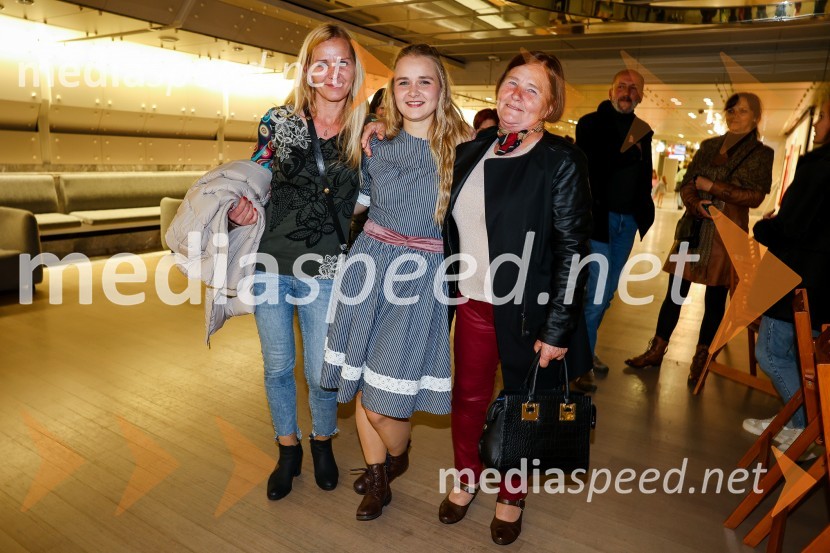  ... ;  Laura Krajnc, igralka;  ... Kresna noč, premiera družinskega muzikala v Cankarjevem domu