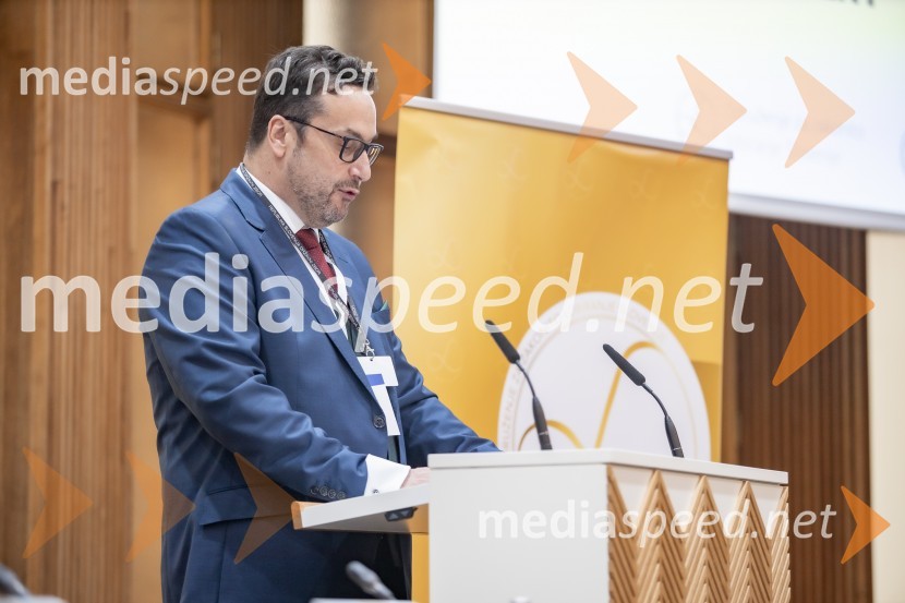  Mihael Cigler, mednarodni registrirani lobist in predsednik združenja lobistov, direktor mednarodnega podjetja MC Public Affairs v LondonuMednarodni PACE dogodek v soorganizaciji Združenja za zakonito lobiranje