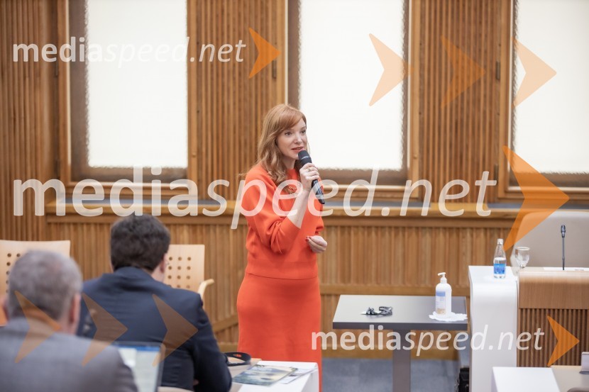  Mojca Mavec, voditeljicaMednarodni PACE dogodek v soorganizaciji Združenja za zakonito lobiranje